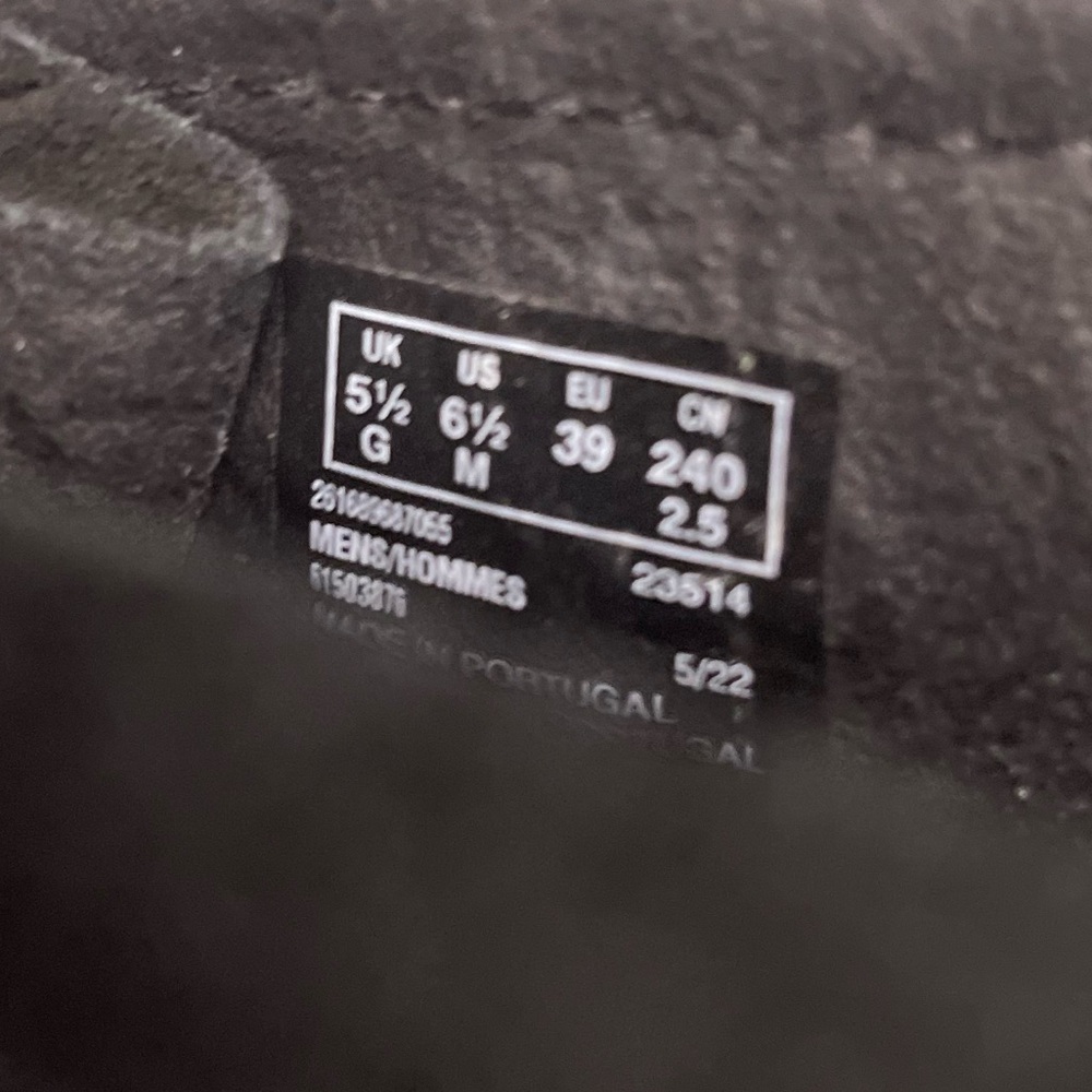 Clarks x Pokemon black wallabee boots - Picture 7 of 12